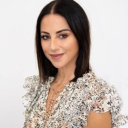 Leslie Judge Photo