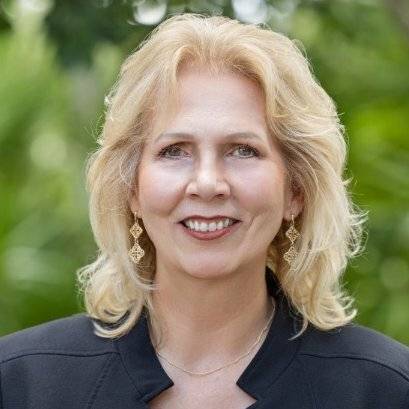 Tracy Hart Photo